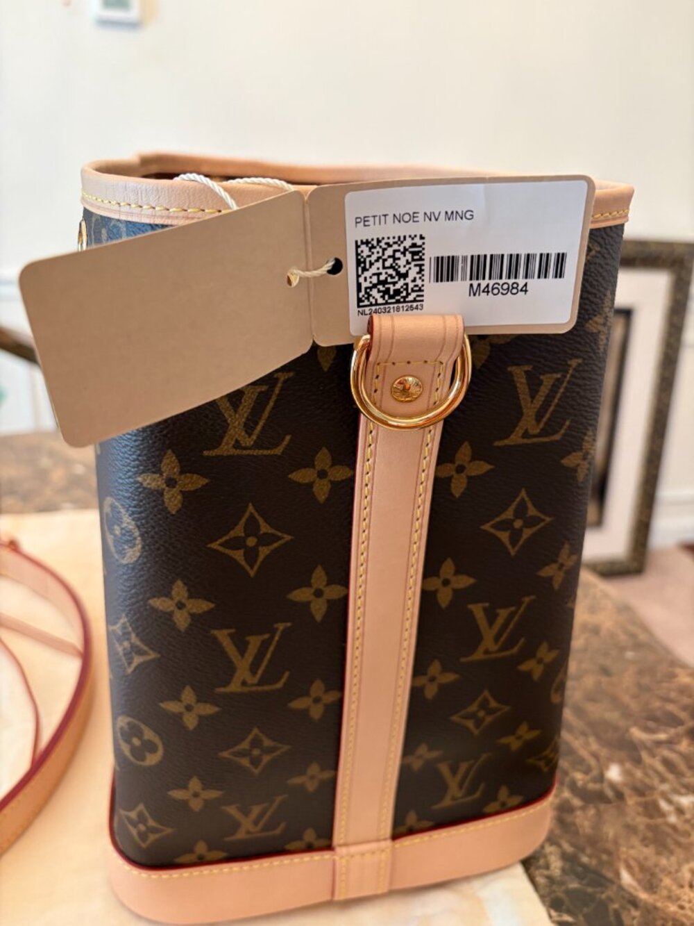 Louis Vuitton Petite Noe, Bag Organizers, Top-Handle Strap, & Drawstring Holder - Picture 6 of 16
